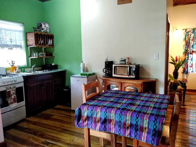 Cabins (Cristo Rey, Cayo District, Belize)