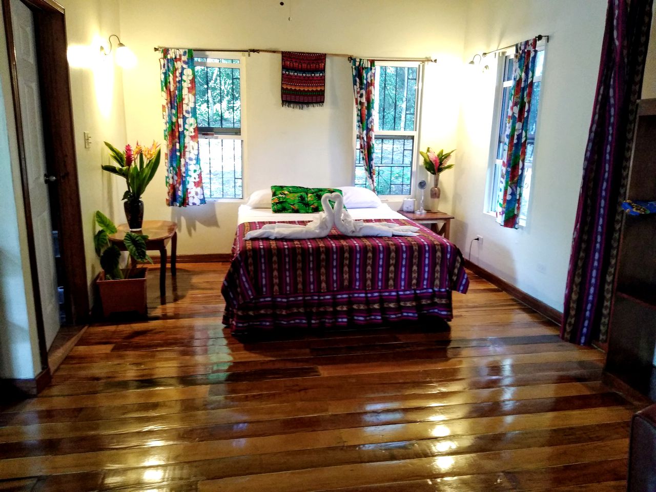 Unique Jungle Getaway near San Ignacio in the Cayo District of Belize