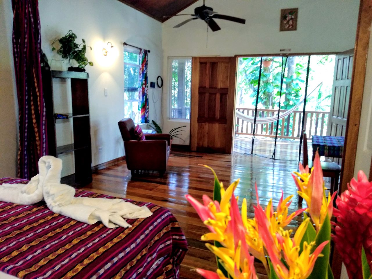 Unique Jungle Getaway near San Ignacio in the Cayo District of Belize