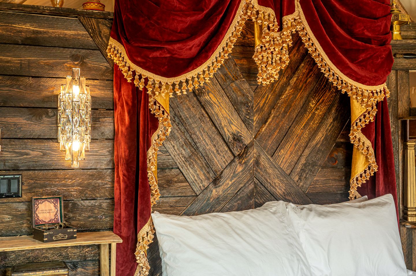 Unique Marshfront Treehouse Stay with Heated Soaking Tub & Adventure-Inspired Escape in Townsend, Georgia