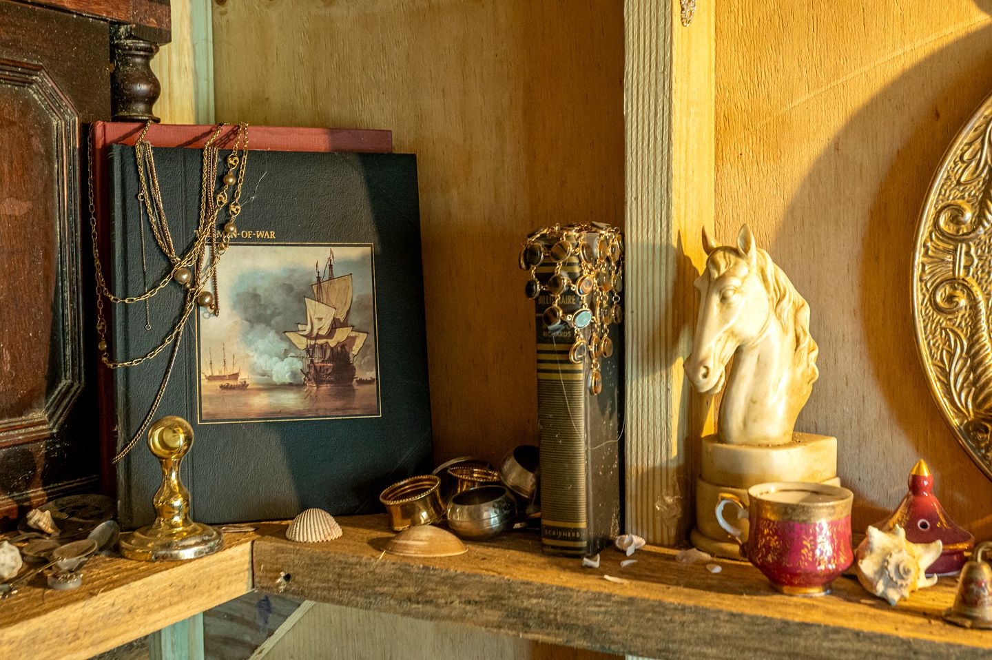 Unique Marshfront Treehouse Stay with Heated Soaking Tub & Adventure-Inspired Escape in Townsend, Georgia