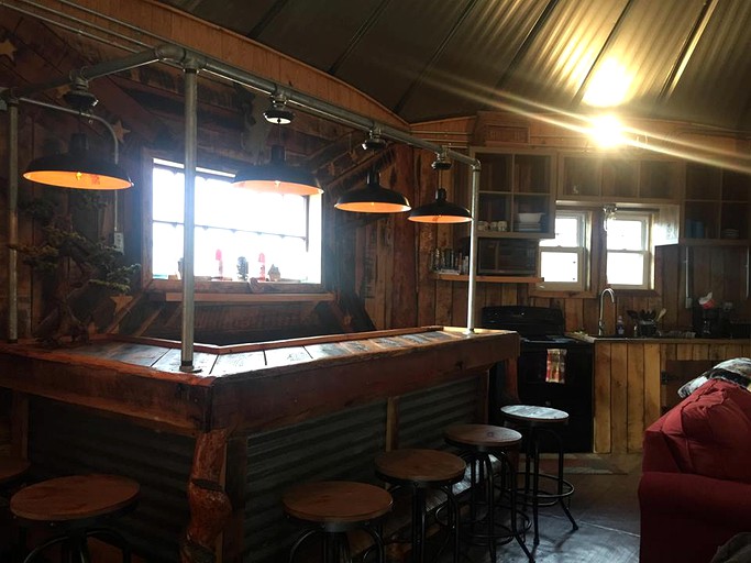 Cabins (Genoa, West Virginia, United States)