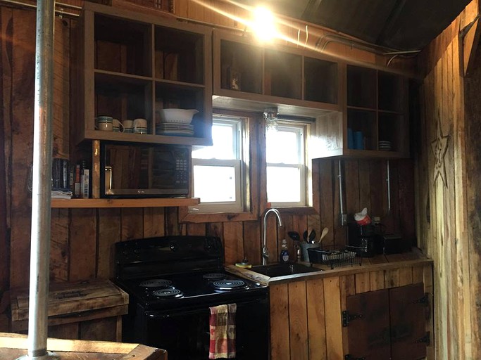 Cabins (Genoa, West Virginia, United States)