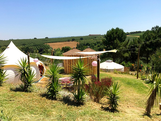 Huts (Vimeiro, Lisbon District, Portugal)