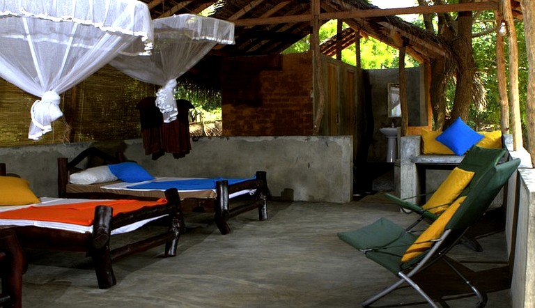 Huts (Saliya Wewa, Northwestern Province, Sri Lanka)