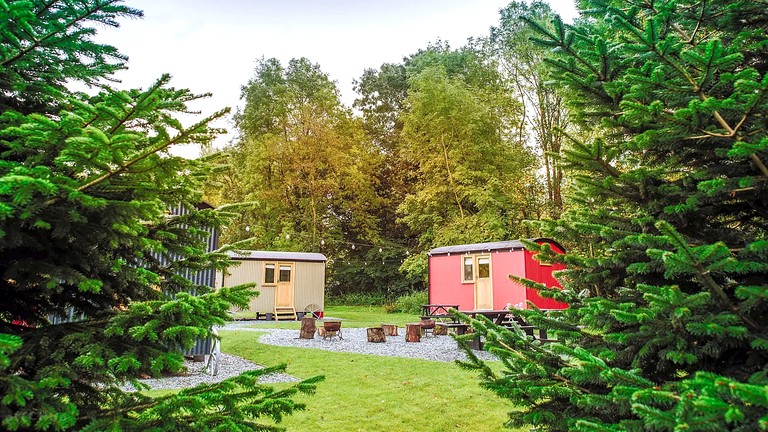 Huts (United Kingdom, Preston, England)