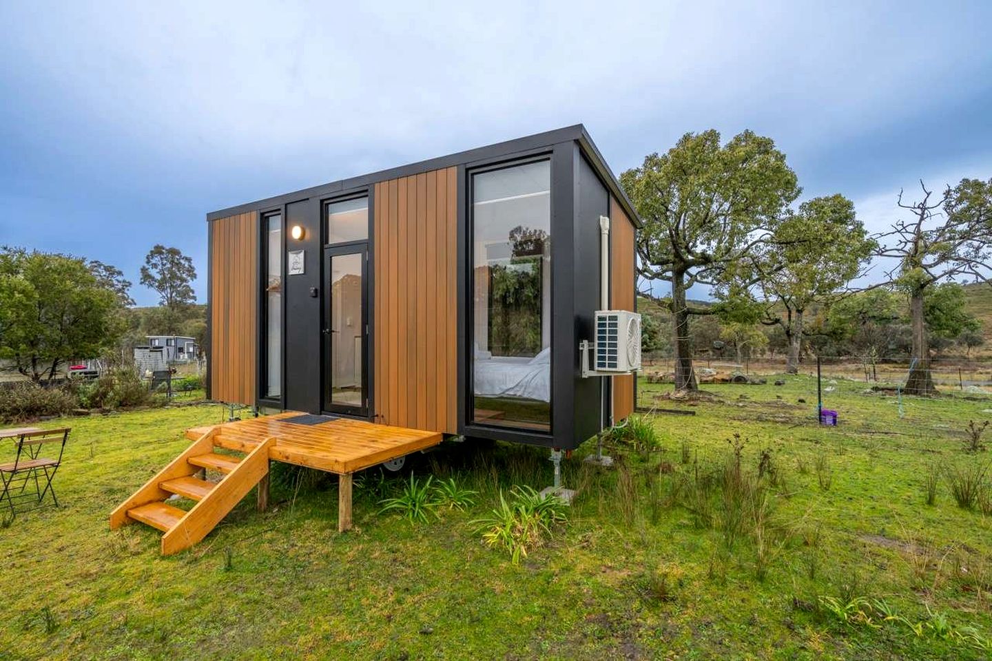 Unique Tiny House with Hot-Tub in New South Wales