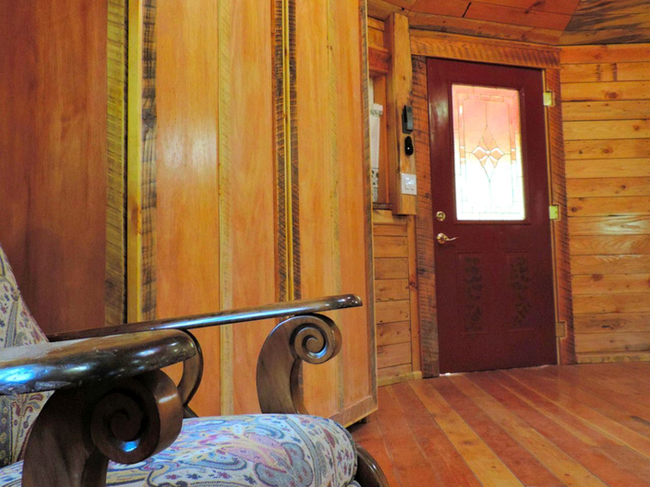 Yurt Rental White Salmon, Washington Glamping Hub