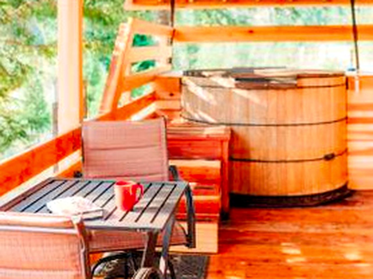 Yurt Rental White Salmon, Washington Glamping Hub