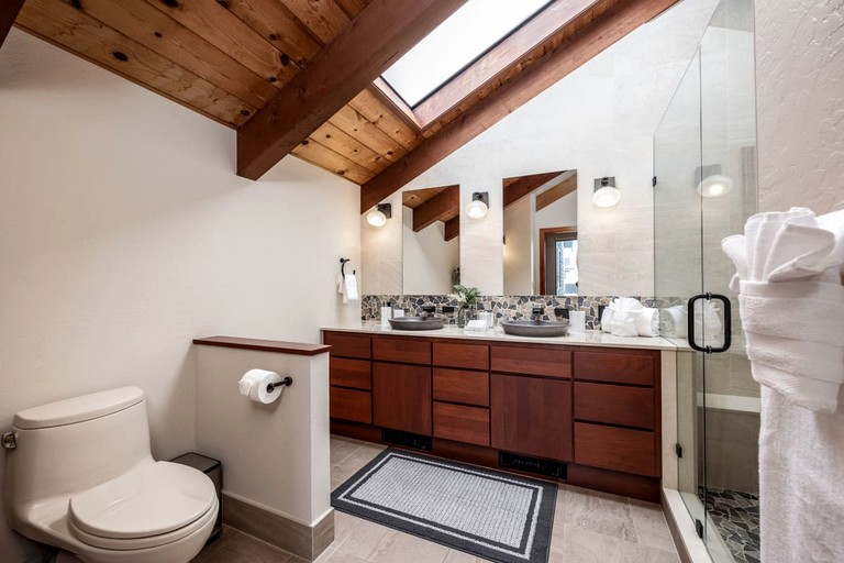 Designer Rentals (United States of America, Moss Beach, California)