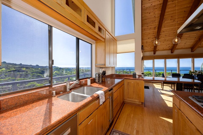 Designer Rentals (United States of America, Moss Beach, California)
