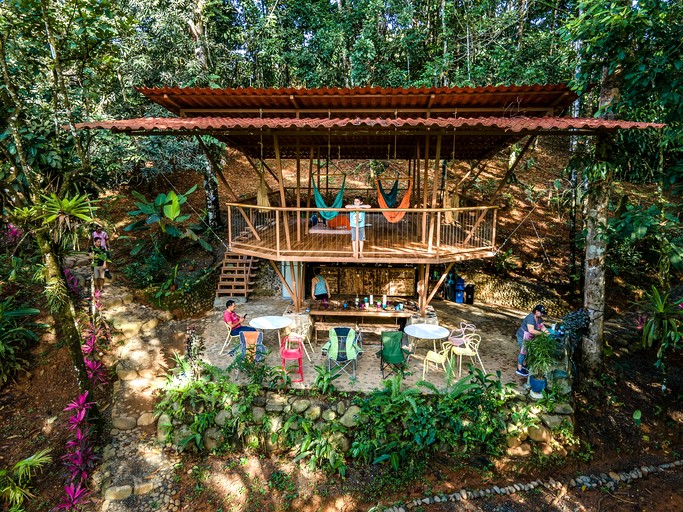 Luxury Under Canvas: Glamping Tent in Costa Rica's Natural Paradise | Safari Tents (Quepos, Puntarenas, Costa Rica)
