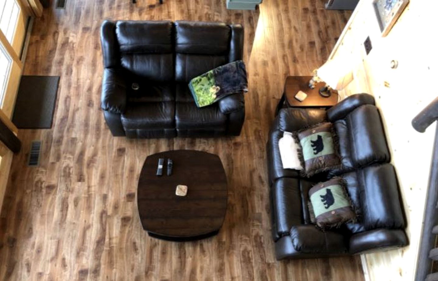 Spectacular Dog-Friendly Cabin with Mountain Views in Sevierville, Tennessee