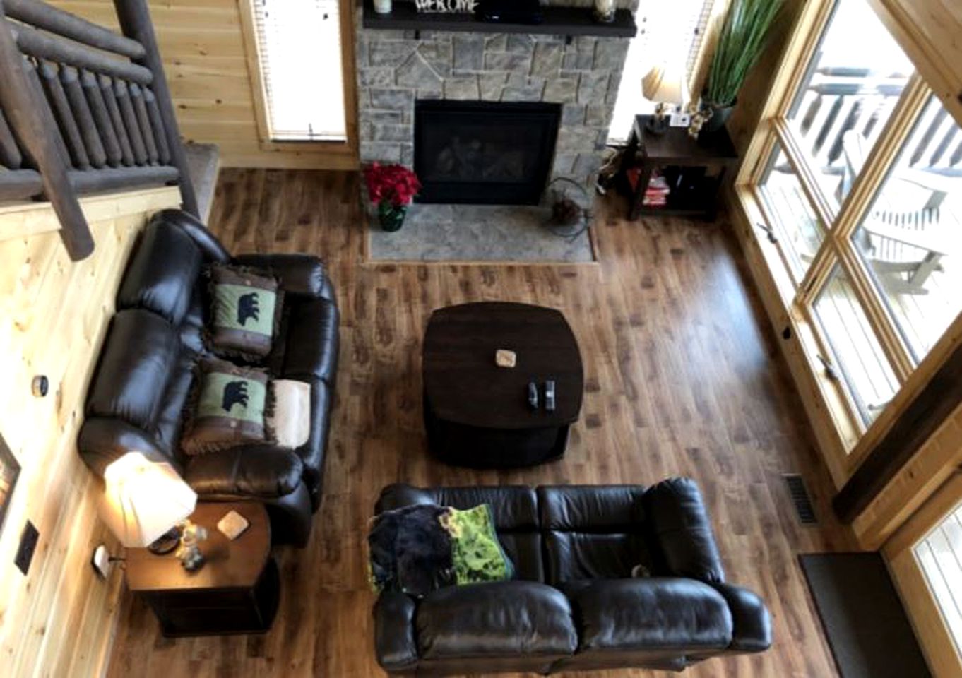 Spectacular Dog-Friendly Cabin with Mountain Views in Sevierville, Tennessee