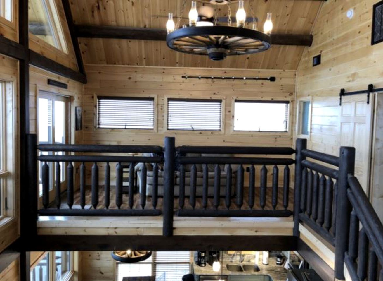 Spectacular Dog-Friendly Cabin with Mountain Views in Sevierville, Tennessee