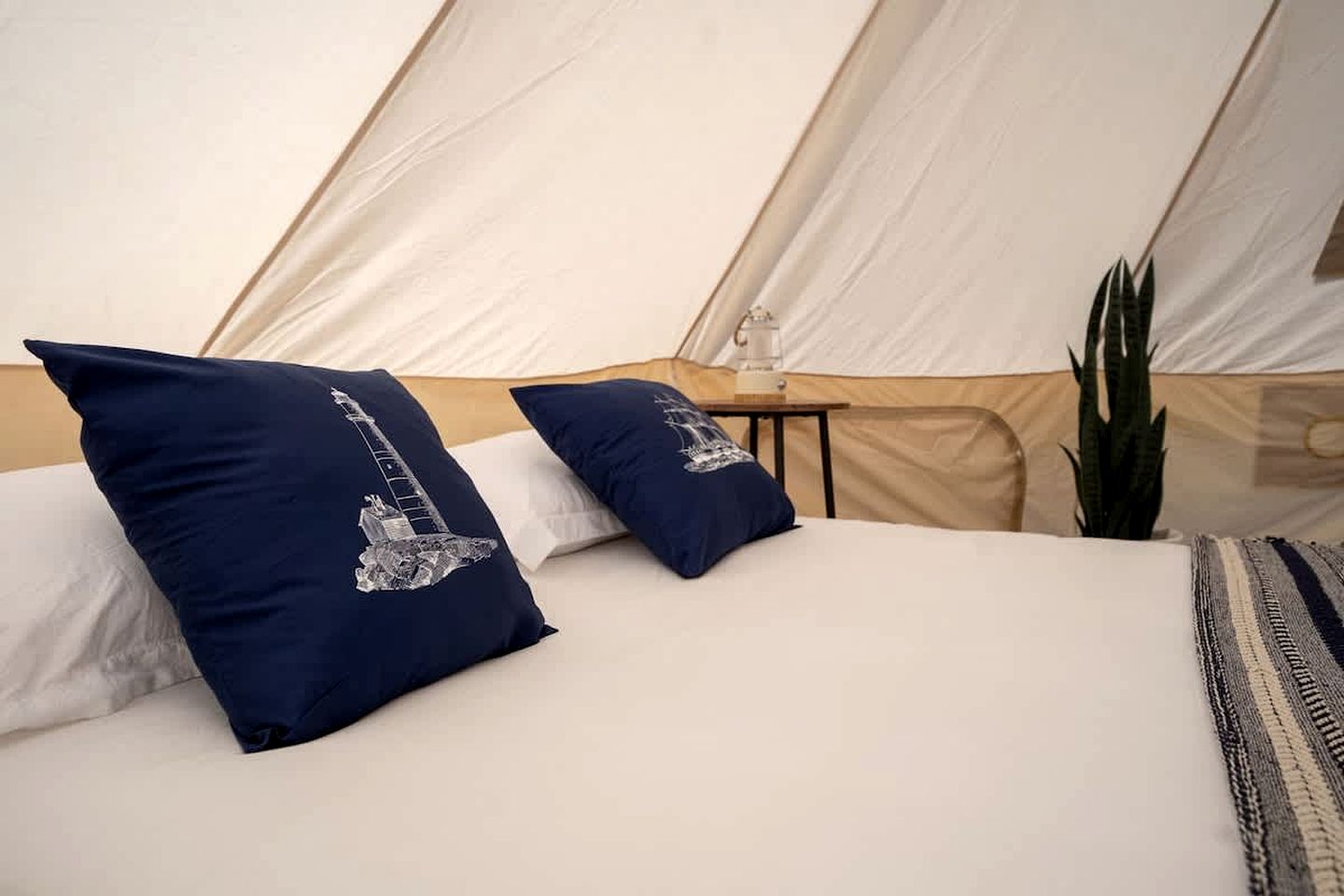 Unwind in Style: Luxury Glamping Haven for Water Sports Enthusiasts in Northern Bruce Peninsula, Canada