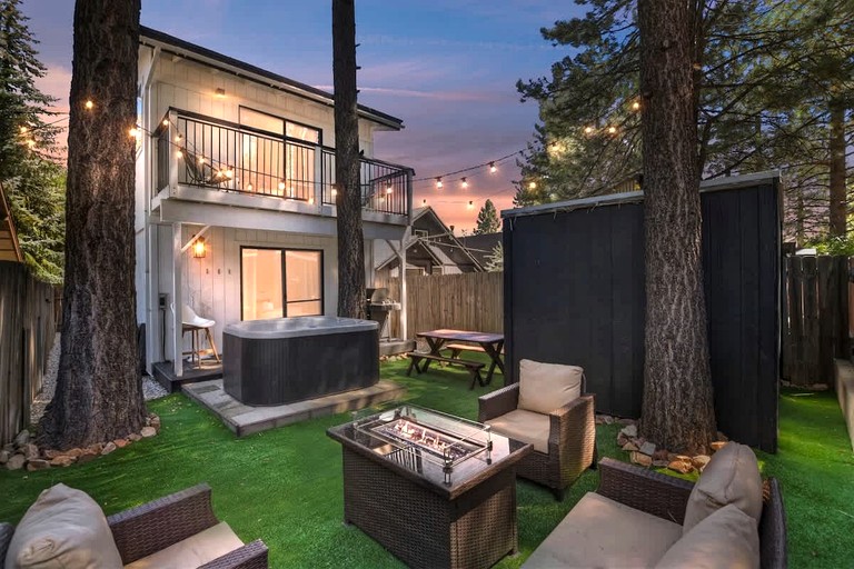 Cabins (United States of America, Big Bear, California)