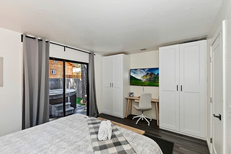 Cabins (United States of America, Big Bear, California)