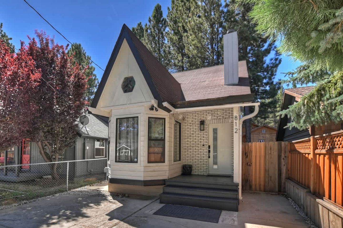 Unwind in Style: Premier Location Cabin with Hot Tub in California