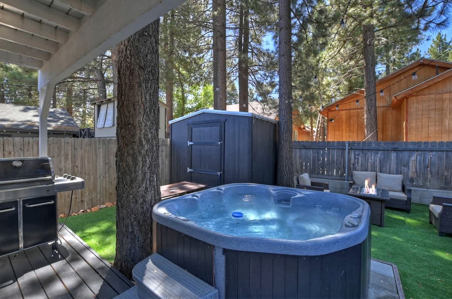 Unwind in Style: Premier Location Cabin with Hot Tub in California