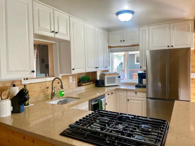 Cabins (United States of America, Big Bear Lake, California)