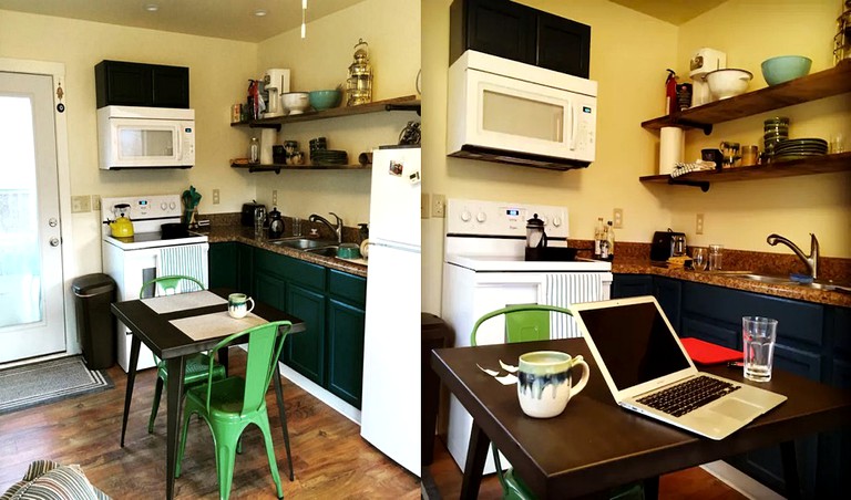 Cabins (Troutdale, Virginia, United States)