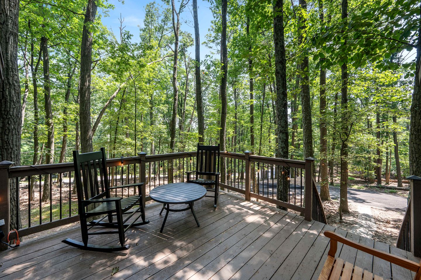 Modern Light-Filled Cabin with Fire Pit and Deck near Berkeley Springs, West Virginia