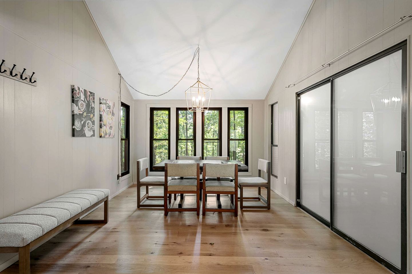 Modern Light-Filled Cabin with Fire Pit and Deck near Berkeley Springs, West Virginia
