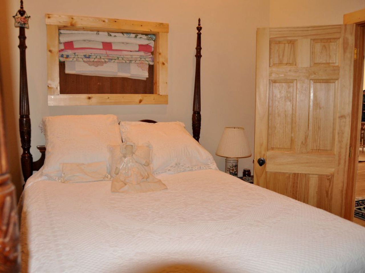 Country Cabin Rental with Rustic Charm in Gainesboro, Tennessee