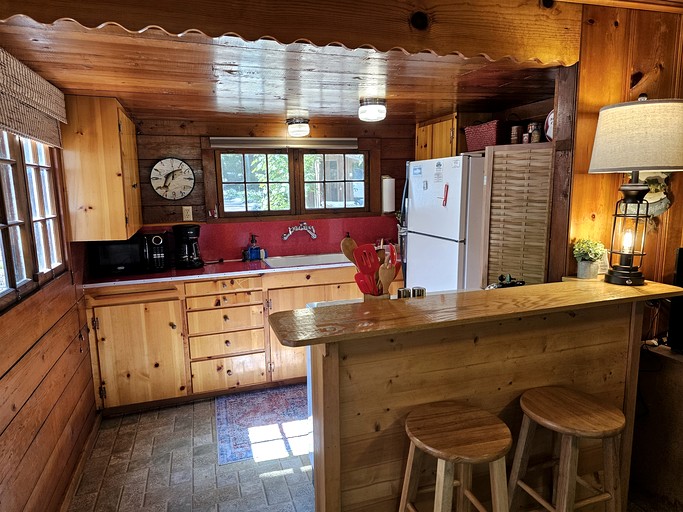 Cabins (United States of America, Castella, California)
