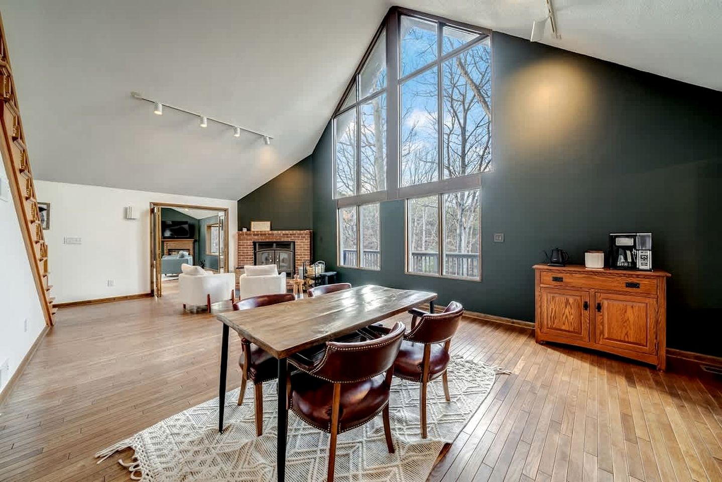 Upscale Cabin with Fire Pit and Pool Access for a Family Trip to Berkeley Springs State Park