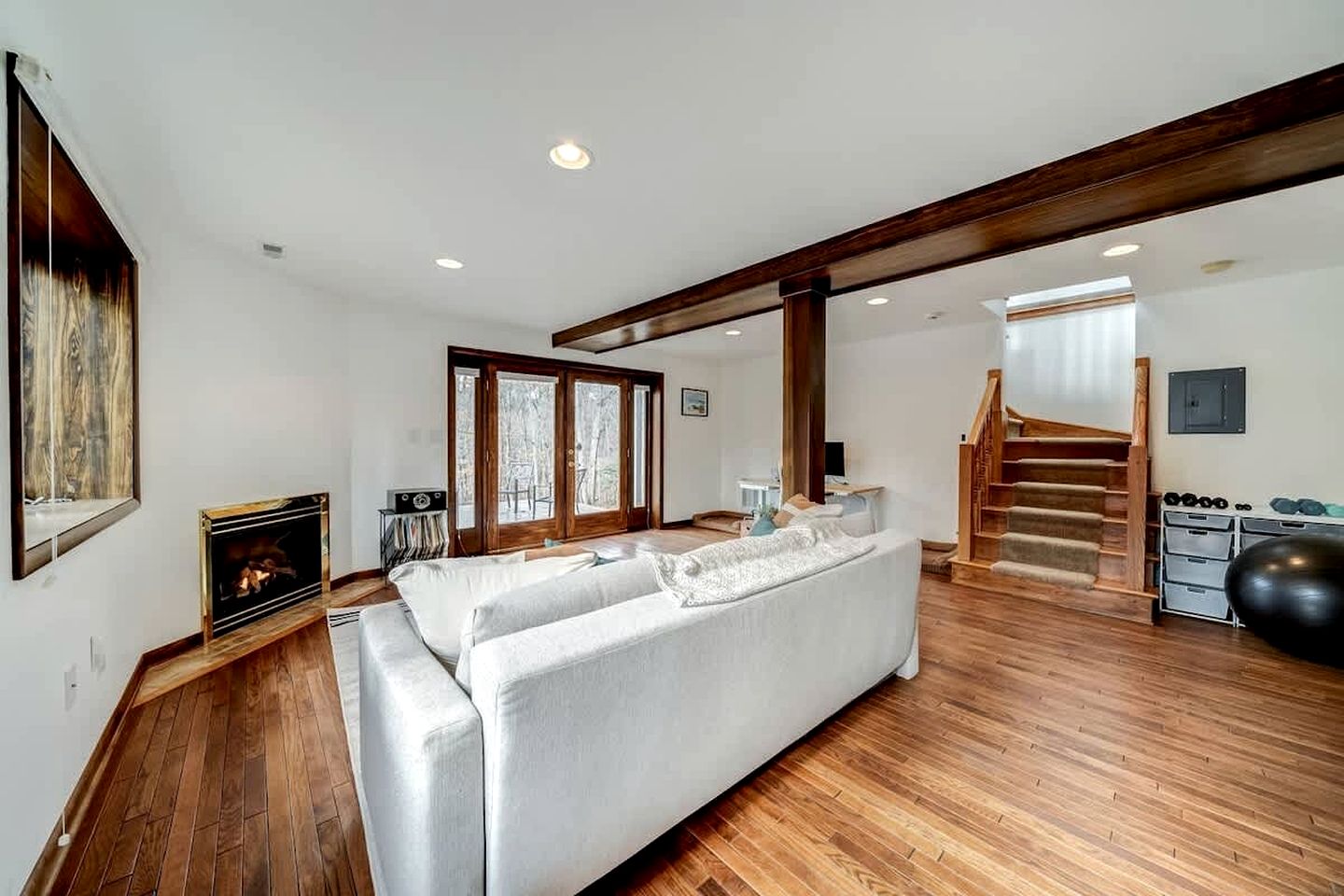 Upscale Cabin with Fire Pit and Pool Access for a Family Trip to Berkeley Springs State Park