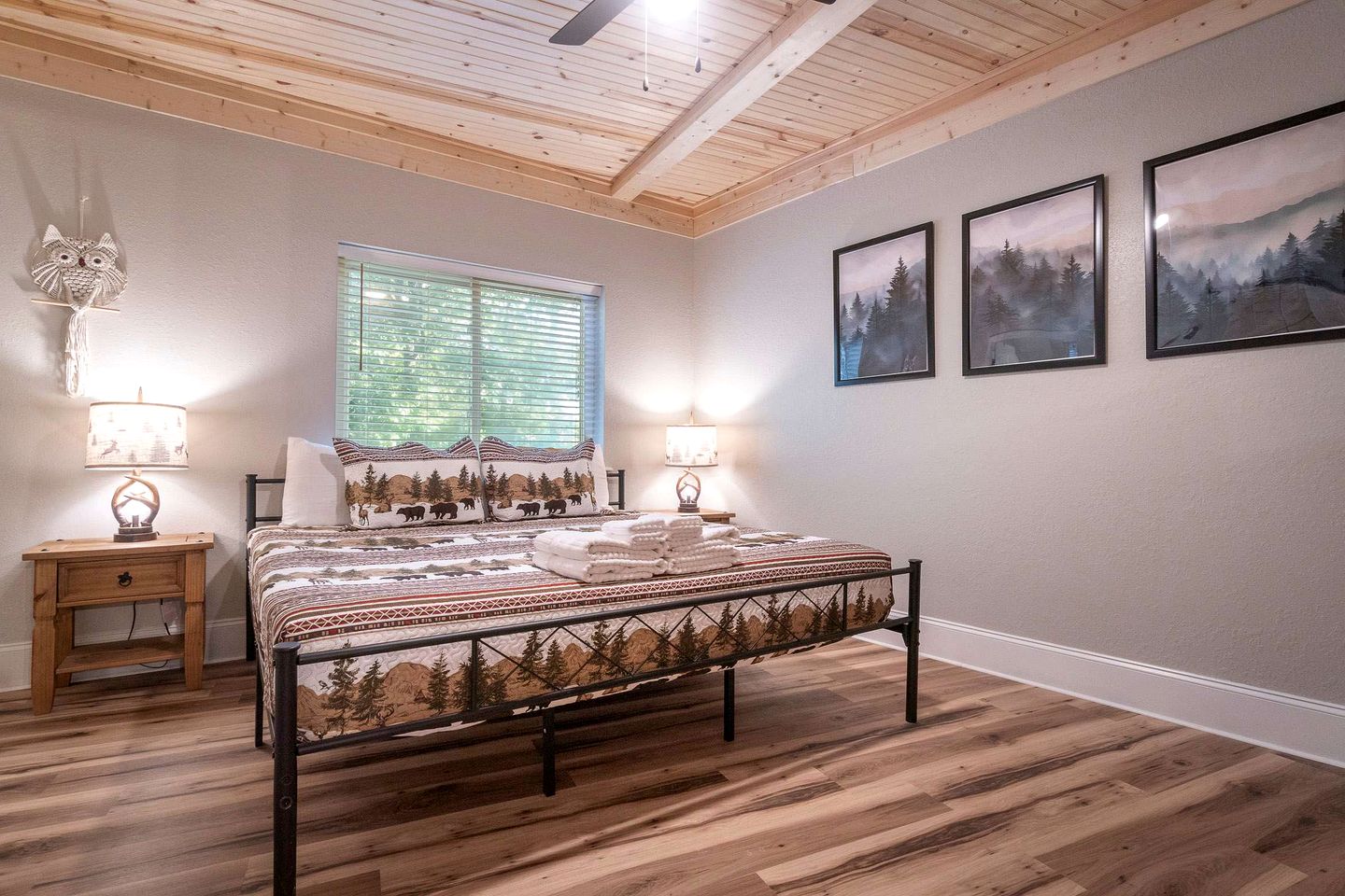 Luxury Mountain Retreat with Hot Tub, Game Room, and Two Scenic Decks in Helen, Georgia