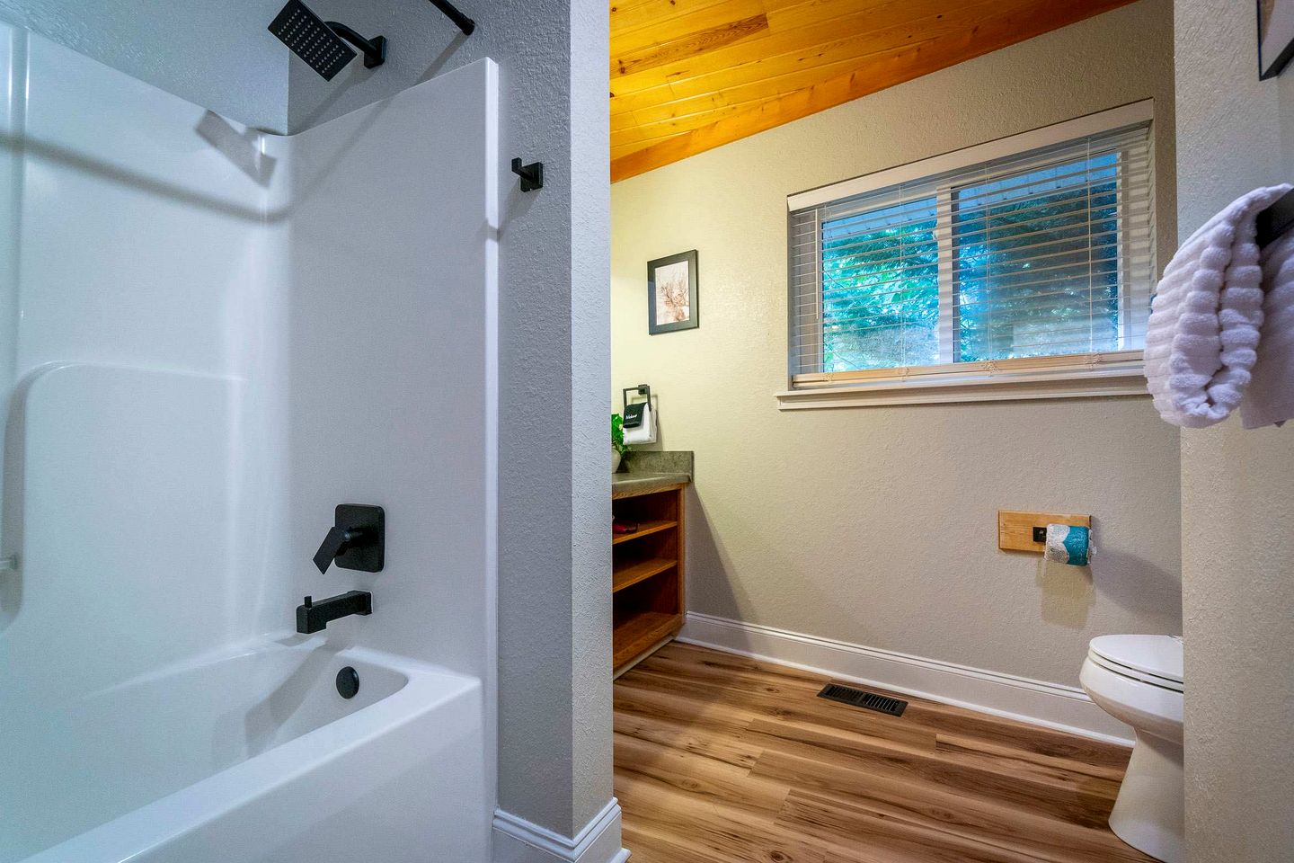 Luxury Mountain Retreat with Hot Tub, Game Room, and Two Scenic Decks in Helen, Georgia