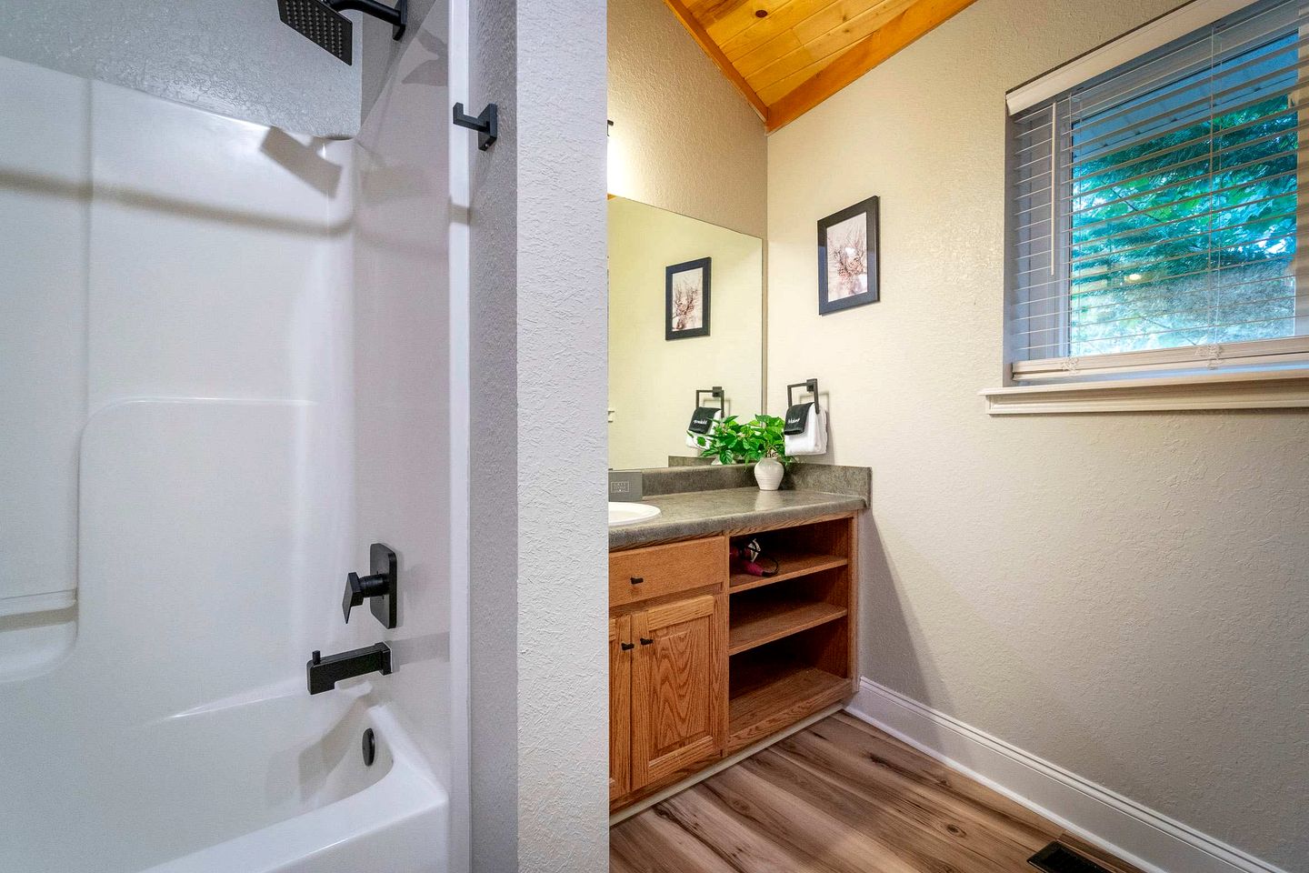 Luxury Mountain Retreat with Hot Tub, Game Room, and Two Scenic Decks in Helen, Georgia