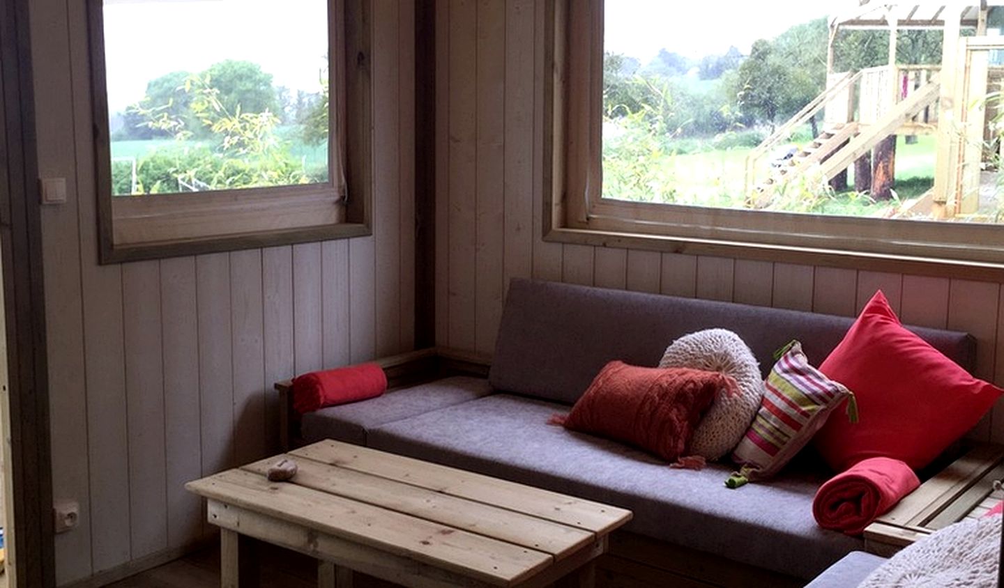 Upscale Canvas Cabins on Family-Friendly Site, France