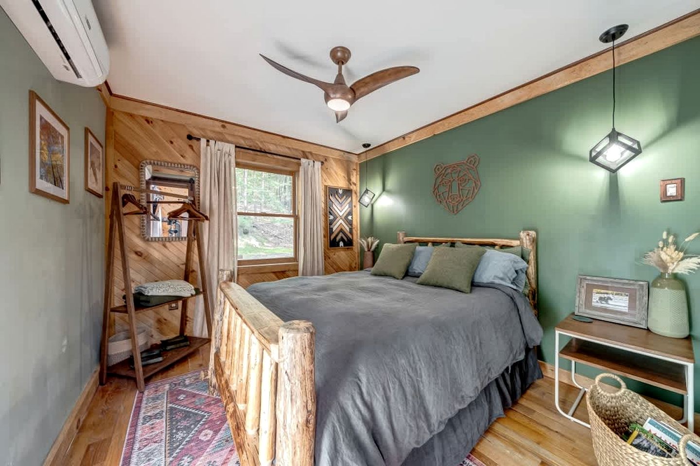 Cozy Cabin with Fire Pit and Games in Paw Paw, West Virginia
