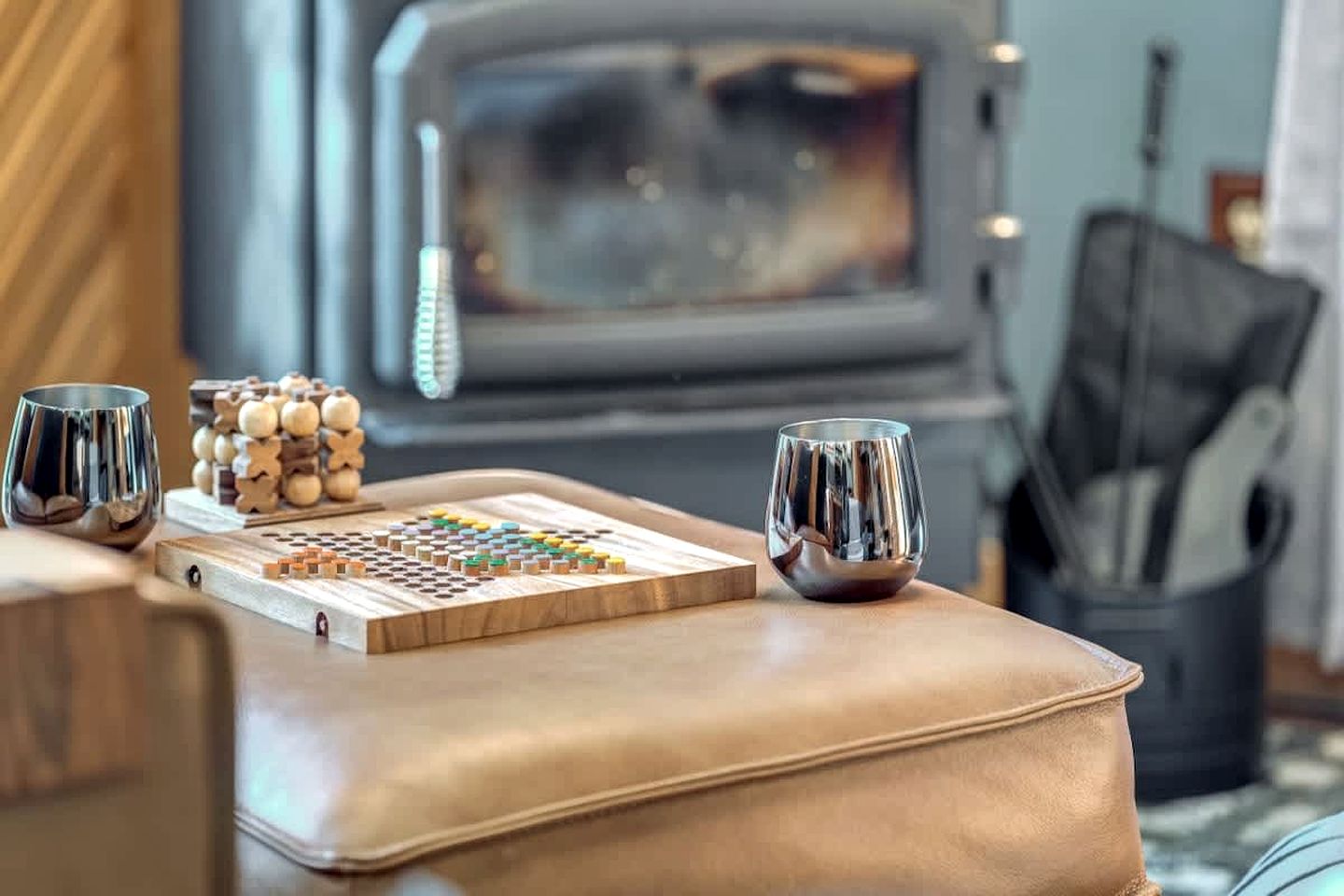 Cozy Cabin with Fire Pit and Games in Paw Paw, West Virginia