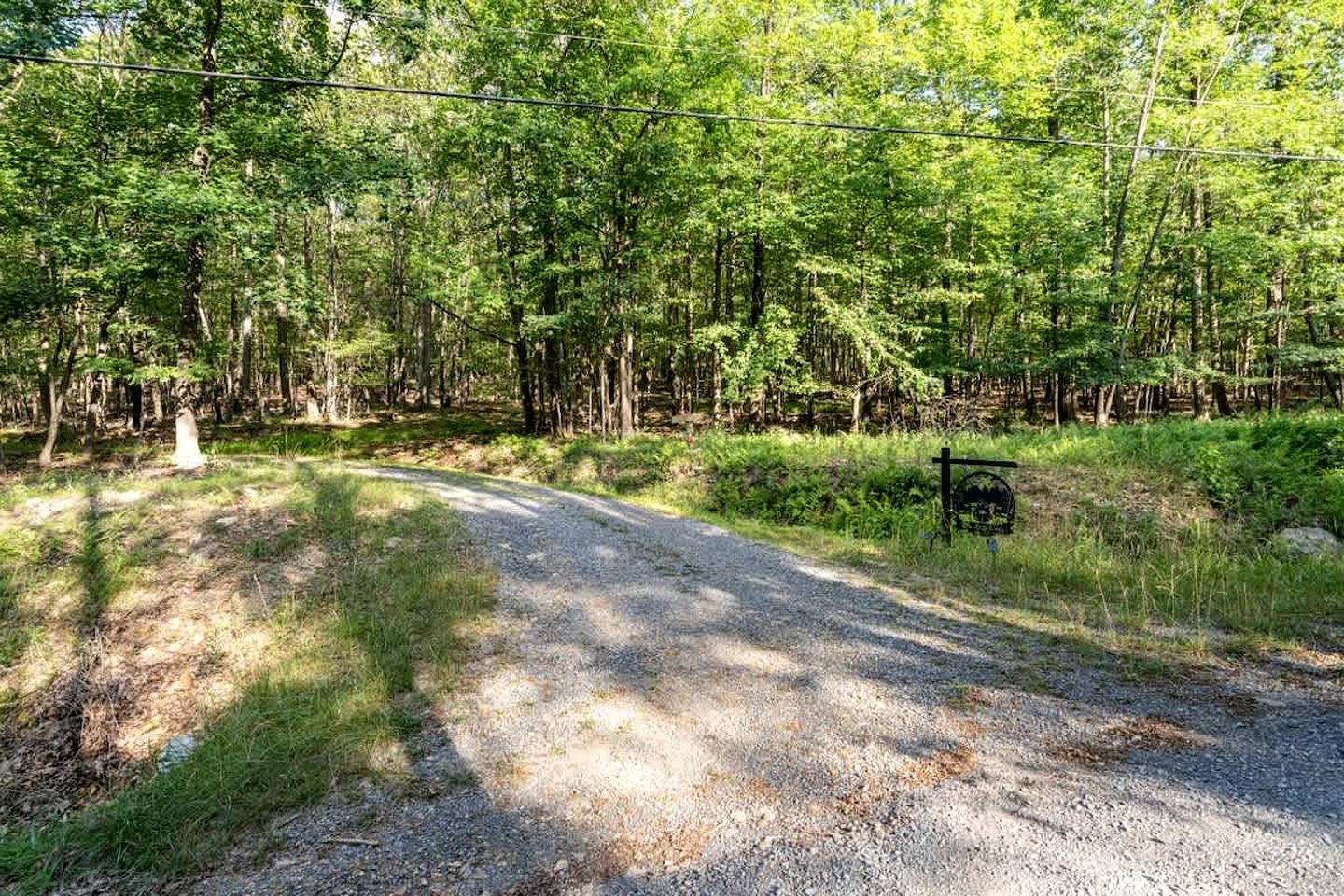 Cozy Cabin with Fire Pit and Games in Paw Paw, West Virginia