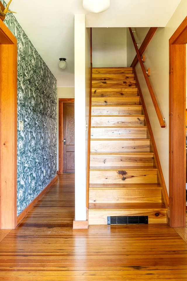 Cozy Dog-Friendly Retreat with Deck, Fire Pit & Starry Nights in Bloomville, New York