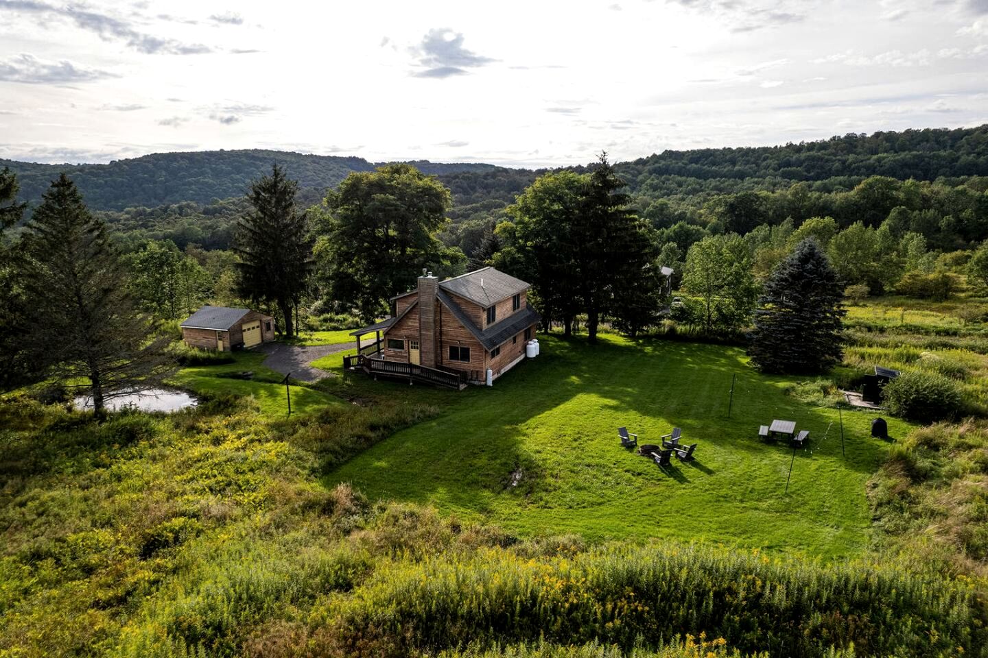 Cozy Dog-Friendly Retreat with Deck, Fire Pit & Starry Nights in Bloomville, New York