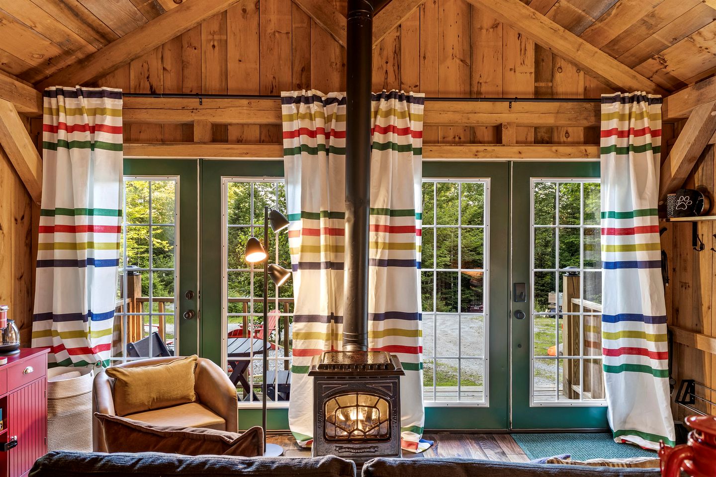 Cozy Woodland Cabin Retreat – Peaceful Escape in Nature in Bethel, Maine
