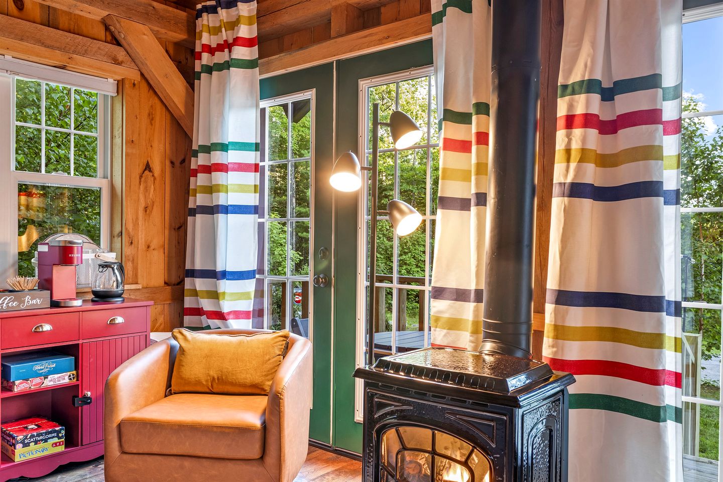 Cozy Woodland Cabin Retreat – Peaceful Escape in Nature in Bethel, Maine