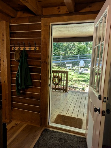 Cabins (United States of America, Black Mountain, North Carolina)