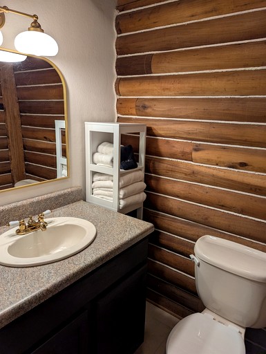 Cabins (United States of America, Black Mountain, North Carolina)