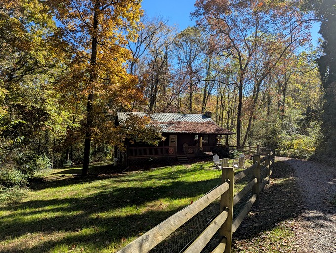 Cabins (United States of America, Black Mountain, North Carolina)