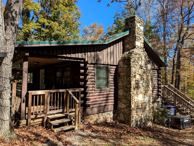 Cabins (United States of America, Black Mountain, North Carolina)