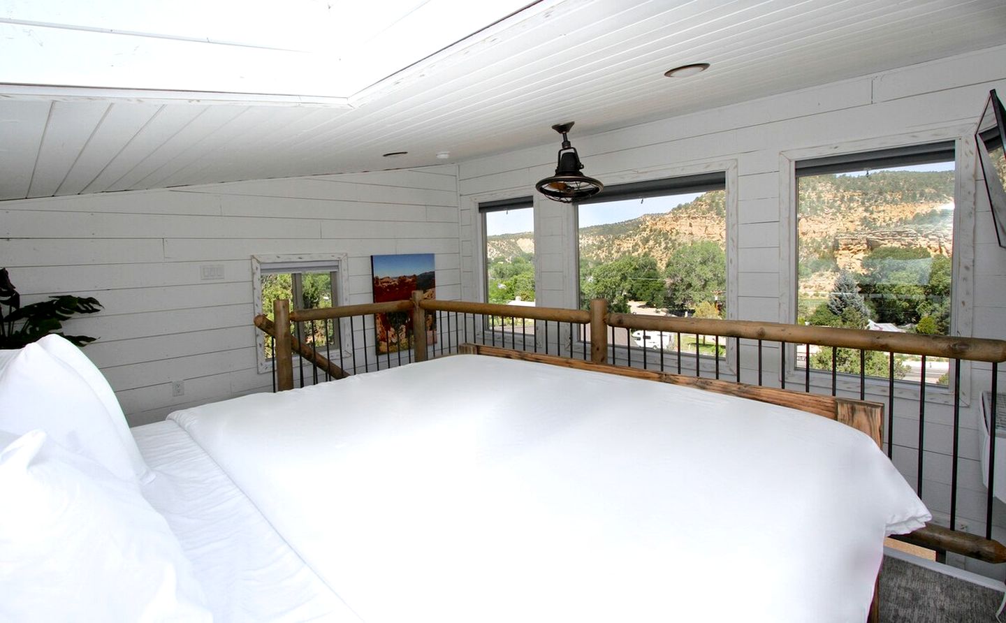 Gorgeous Utah Cabins Ideal for Luxury Camping near Zion National Park
