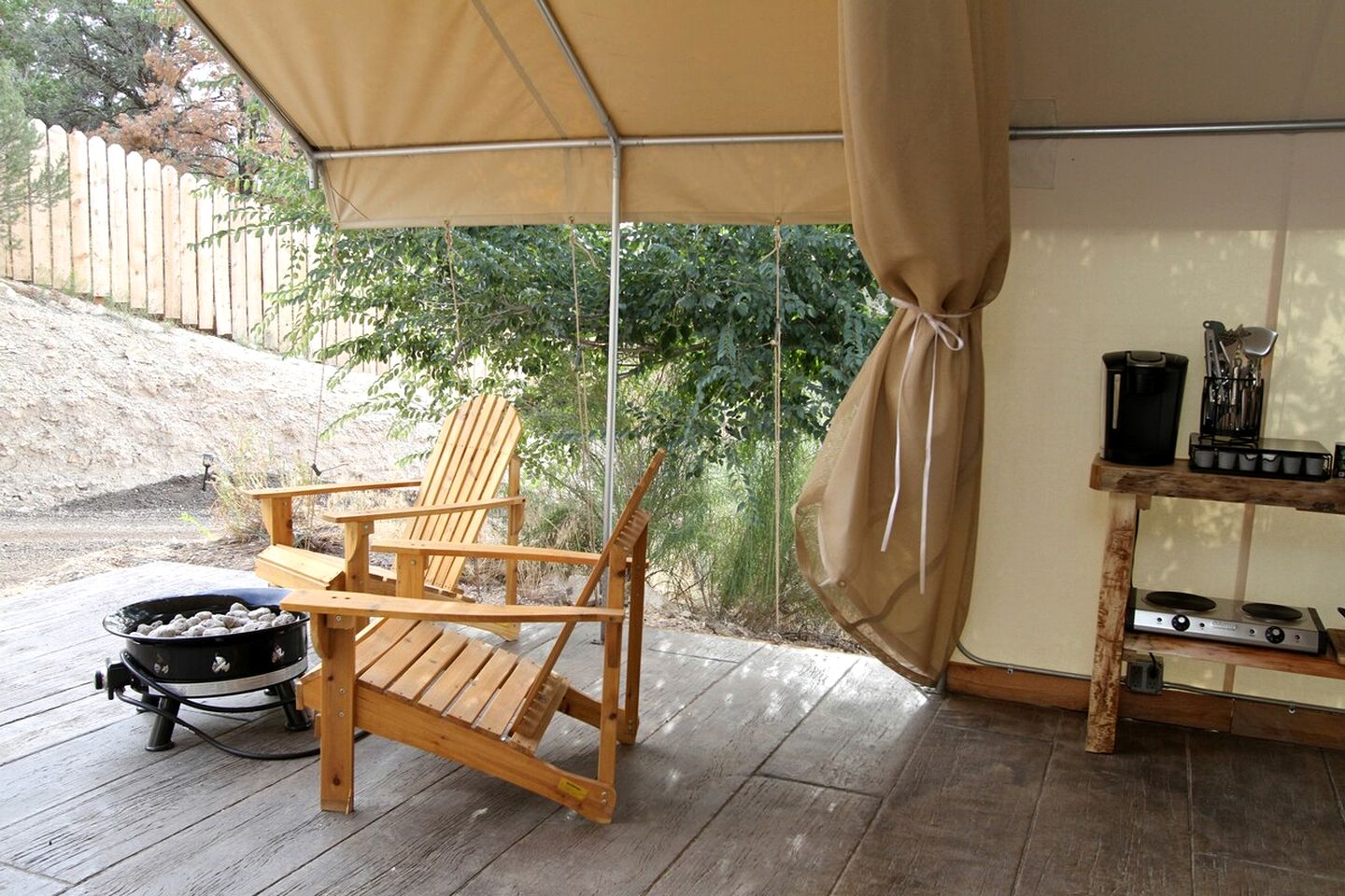 Luxury Utah Glamping Zion Tent Rentals for Group Getaways