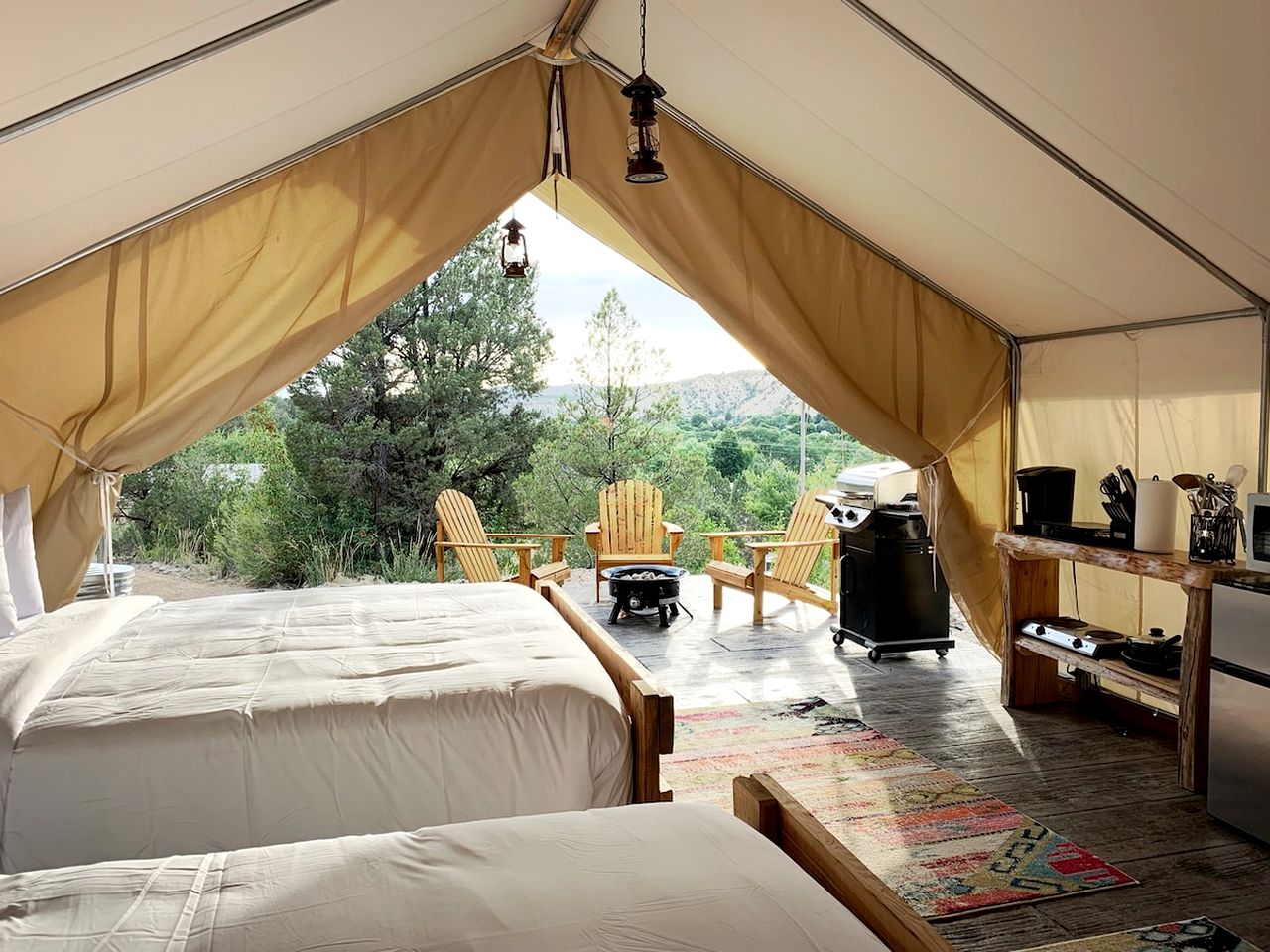 Luxury Utah Glamping Zion Tent Rentals for Group Getaways